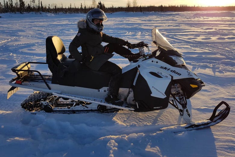 Aventura en moto de nieve