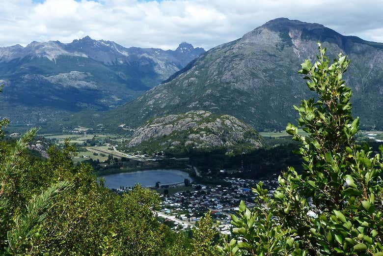 Trekking por el cerro La Bandera y Piedra del Águila