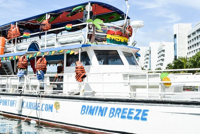 Fiesta jamaicana en barco