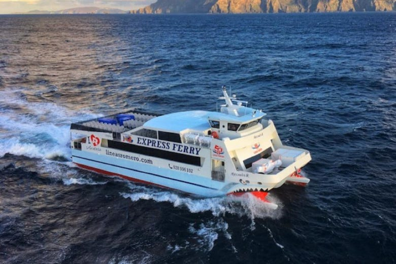 Isla de La Graciosa por libre en ferry