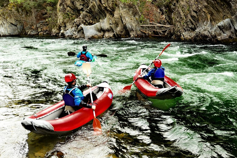 Descenso del río Noguera Pallaresa en kayak