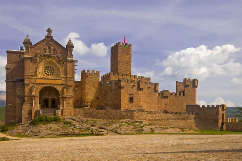 Excursión al monasterio de Leyre y al castillo de Javier