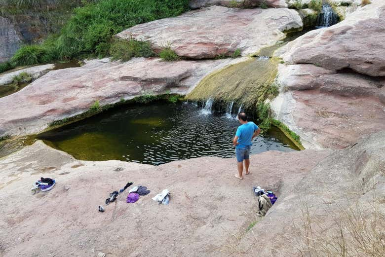 Senderismo por las gargantas del río Tenas