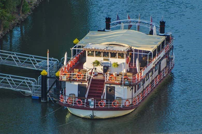 Paseo en el barco La Leyenda del Pisuerga