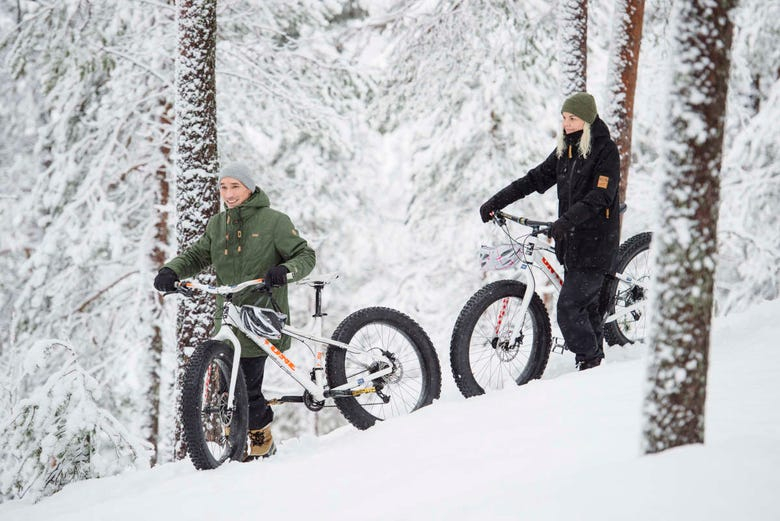 Tour en bicicleta por el Parque Nacional Pyhä-Luosto