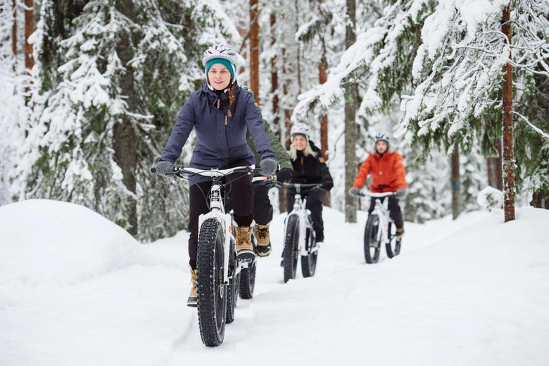 Tour en bicicleta por el Parque Nacional Pyhä-Luosto