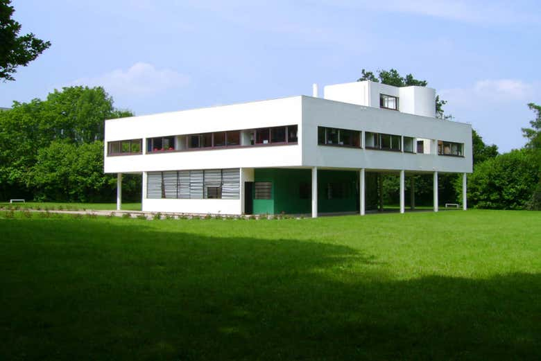 Entrada a Villa Savoye sin colas