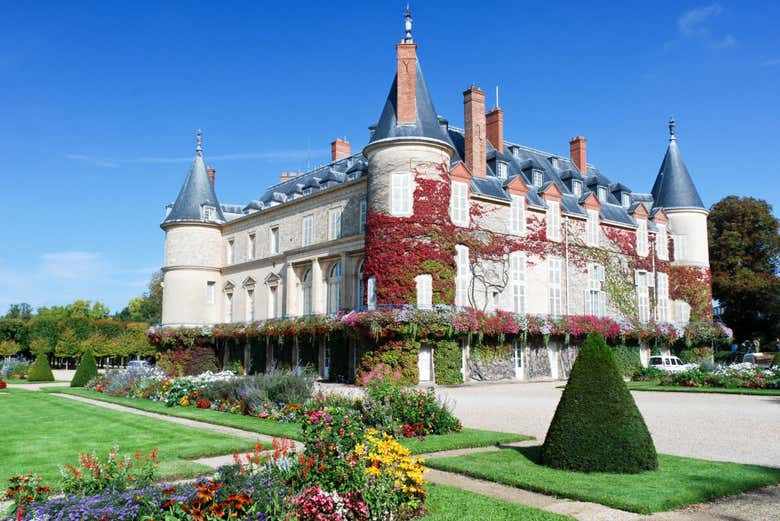 Entrada al castillo de Rambouillet sin colas