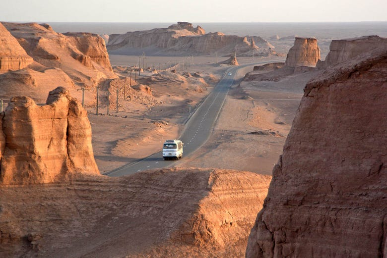 Desert safari por los kaluts de Shahdad