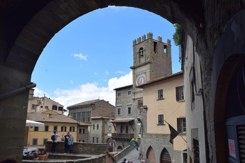 Tour privado por Cortona con guía en español