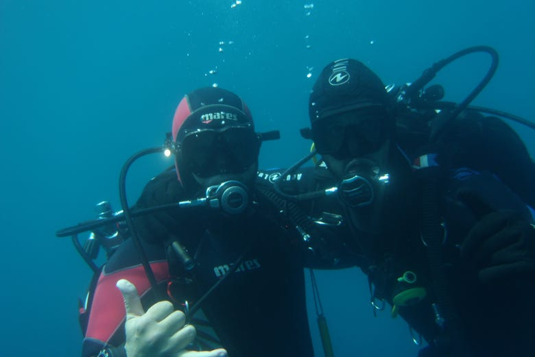 Bautismo de buceo en Polignano a Mare