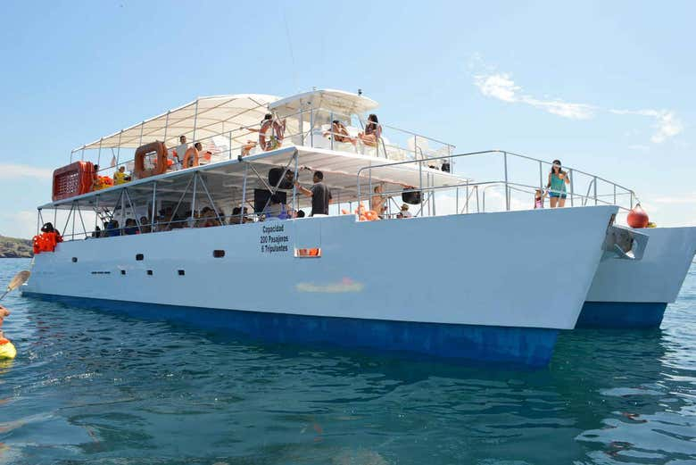 Excursión a las Islas Marietas en catamarán