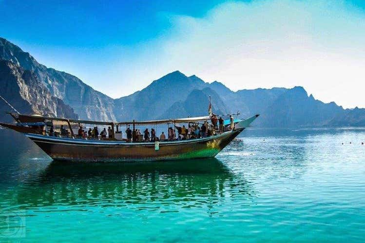 Paseo en dhow por el estrecho de Ormuz