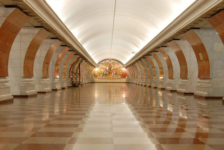 Visita guiada por el metro de Moscú