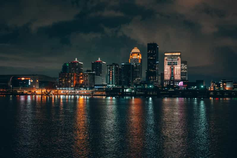 Susurros en Whiskey Row: La oscura historia de la ciudad de Derby Tour