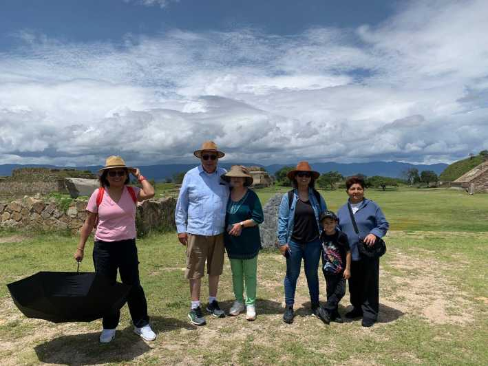 Desde Oaxaca: Excursión de un día a Monte Albán y Pueblos Artesanos