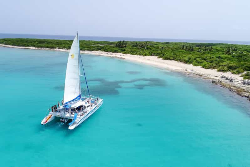 Desde Fajardo: tour de 1 día en catamarán a la isla de Icacos