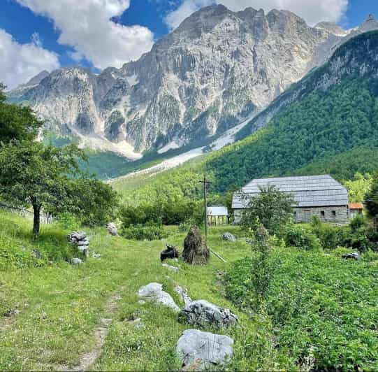 Norte de Albania :Lago Koman,Río Shala,Boge &Theth 2 días