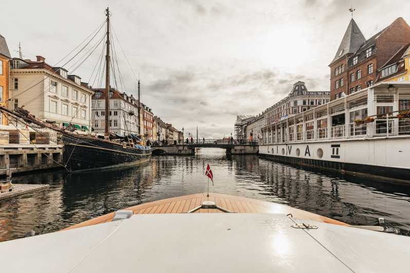 Copenhague: Paseo en barco por el canal desde Nyhavn