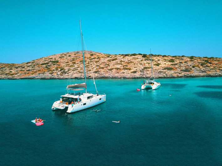 Heraklion: Crucero en catamarán a Dia con snorkel y almuerzo