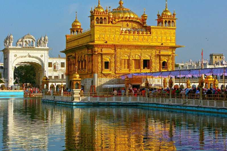 Desde Delhi: Excursión de 2 días al Templo Dorado de Amritsar y la Frontera de Wagah