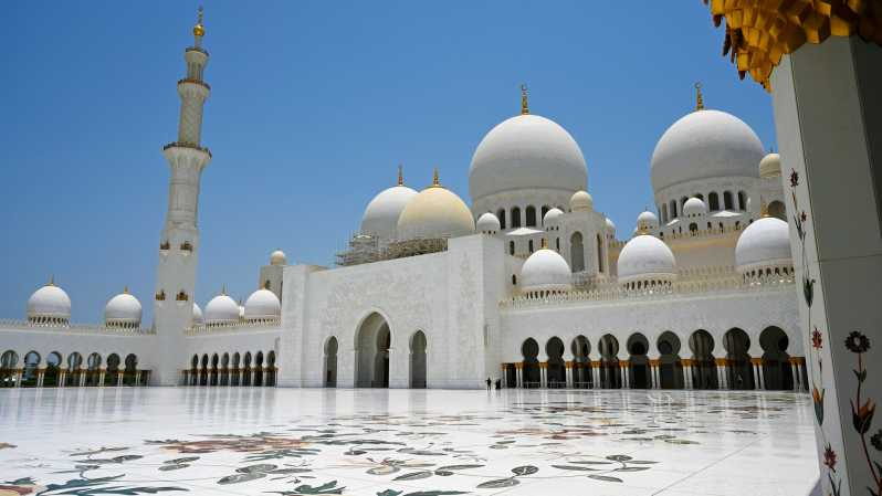 Visita guiada a la Gran Mezquita Sheikh Zayed desde Dubai