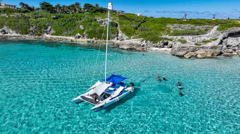 Catamarán Privado Isla Mujeres Medio Día Todo Incluido