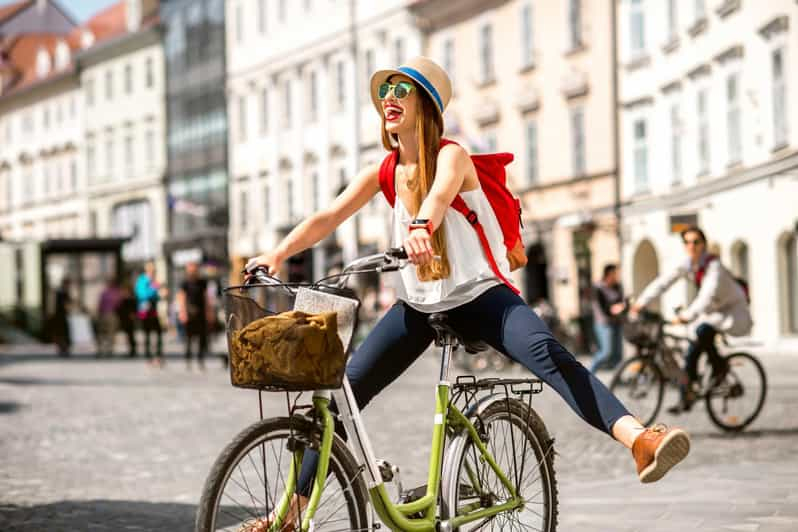 Recorrido en Bicicleta por el Casco Antiguo de Szczecin, Principales Atracciones y Naturaleza