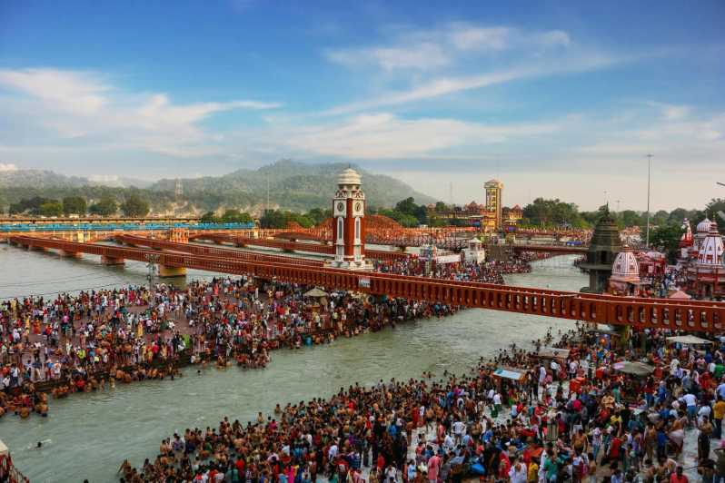 Explorar Rishikesh y Haridwar (Tour de día completo guiado en coche)