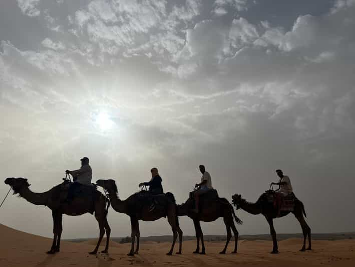 Excursión de lujo de 3 días y 2 noches por el desierto de Fez a Fez pasando por el desierto