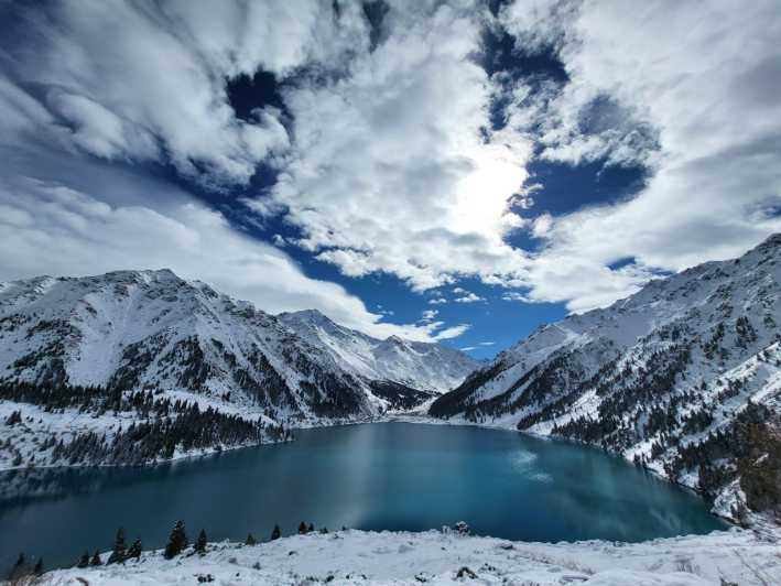 Almaty: Recorrido turístico por Almaty y el Gran Lago de Almaty con servicio de recogida