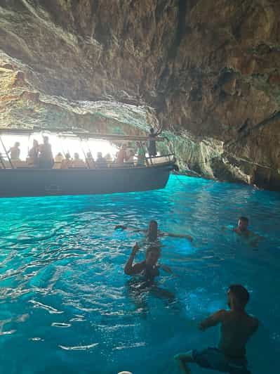 Kotor: Tour en barco por la Cueva Azul y la Dama de las Rocas