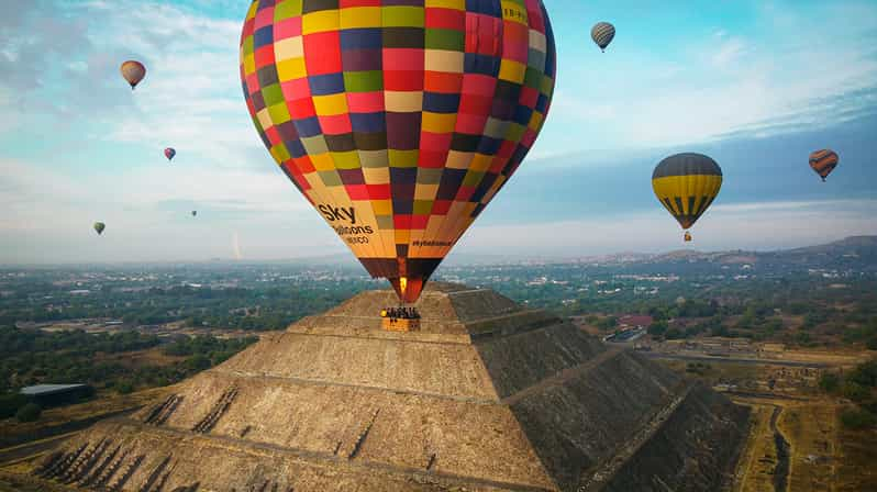 Desde Ciudad de México: Teotihuacan en Globo con Pirámides