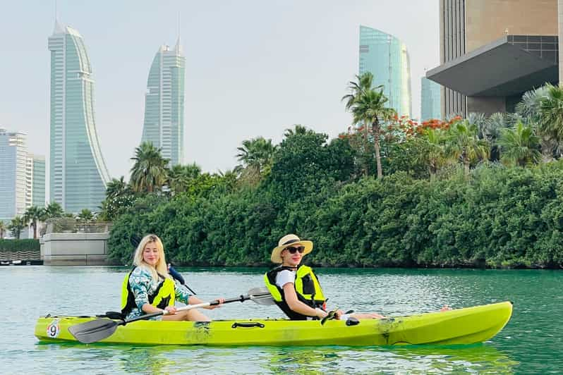 Manama Alquiler de kayaks en la bahía de Bahréin