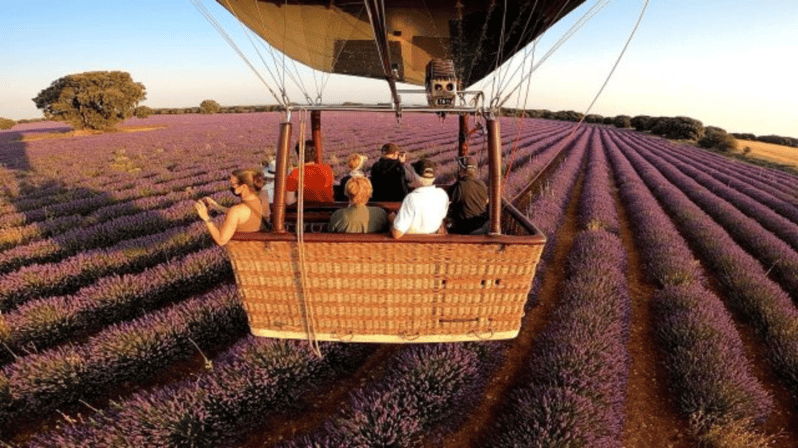 Brihuega: Vuelo en globo sobre campos de lavanda