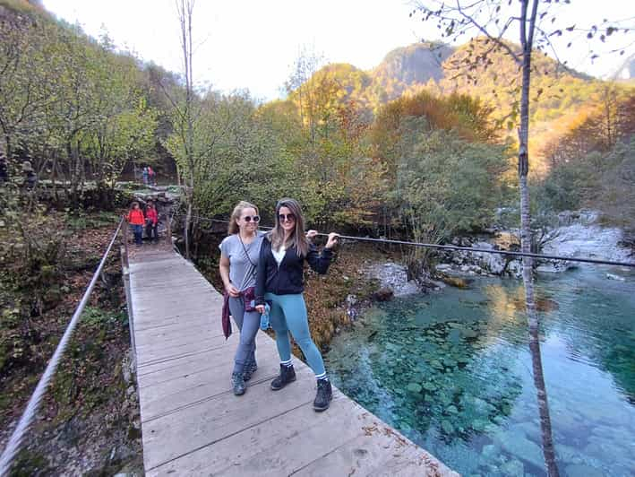 Desde Tirana y Durres: Excursión de un día a Theth y el Ojo Azul