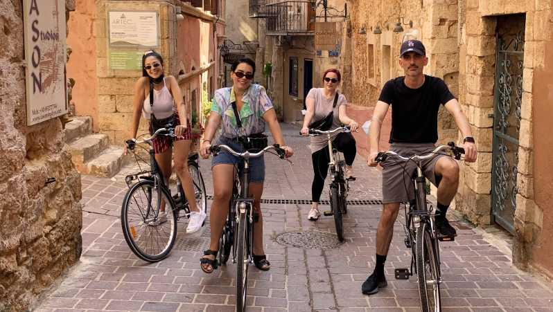 Chania: Lo mejor de la ciudad en bicicleta en grupo reducido