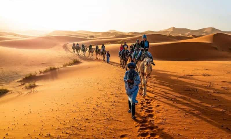 Merzouga :Desde Marrakech excursión de 3 días con Media Pensión y Campamento