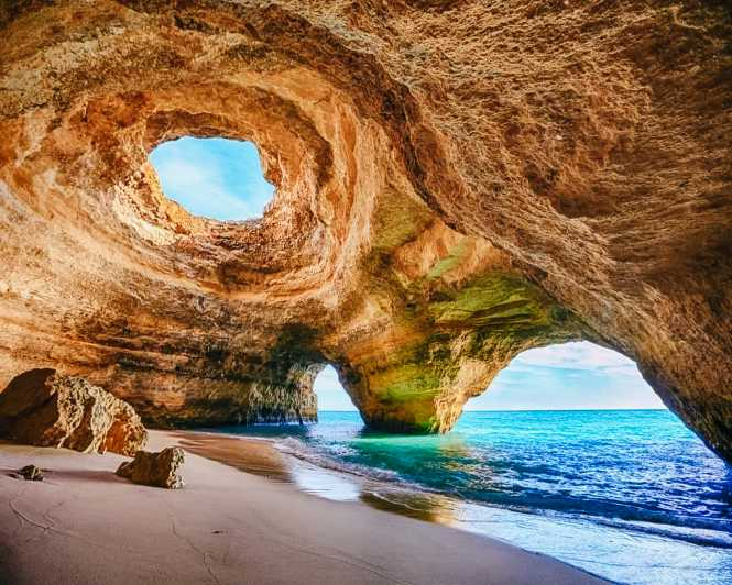 Portimão: Crucero al atardecer a la Cueva de Benagil