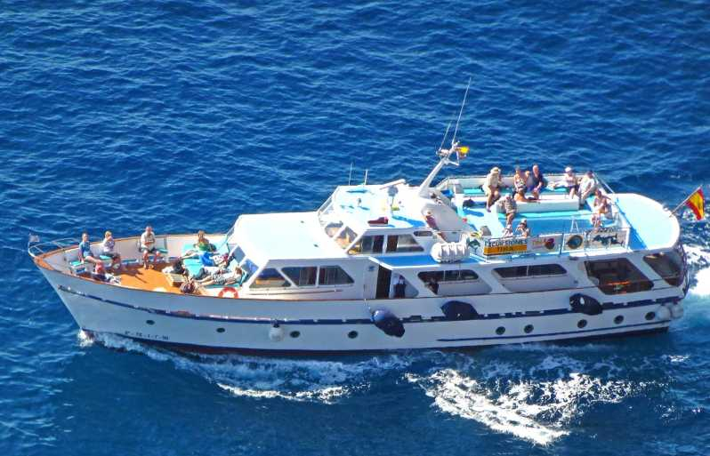 La Gomera: Excursión de avistamiento de cetáceos en un barco de época