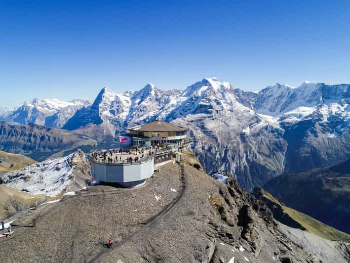 Teleférico de ida y vuelta al Schilthorn: Piz Gloria y Mundo Espía