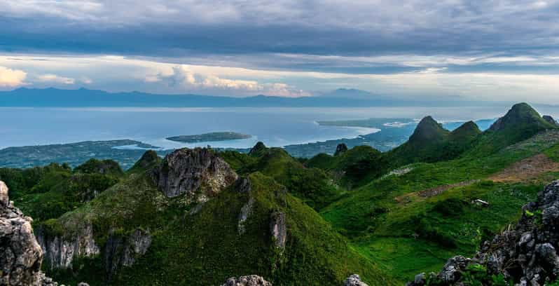 Cebú Sur: Excursión al Pico Osmeña y Aventura de Snorkel en Moalboal