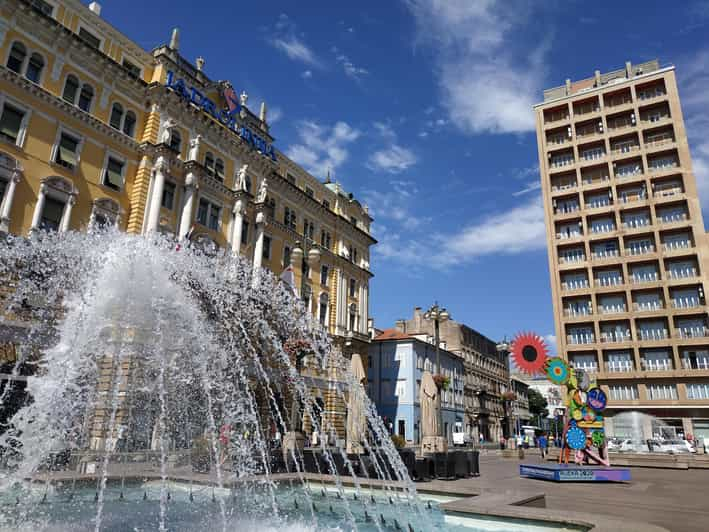 Rijeka: Tour a pie gratuito con guía local