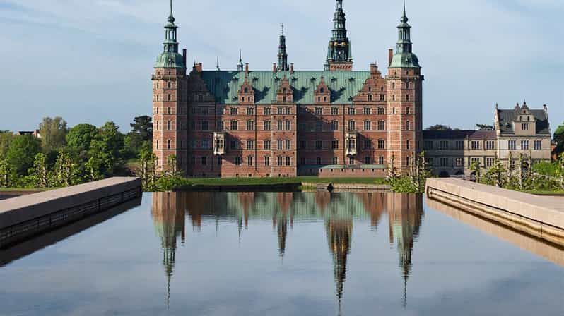 Un recorrido a ritmo lento por el Castillo de Kronbog y el Palacio de Frederiksborg