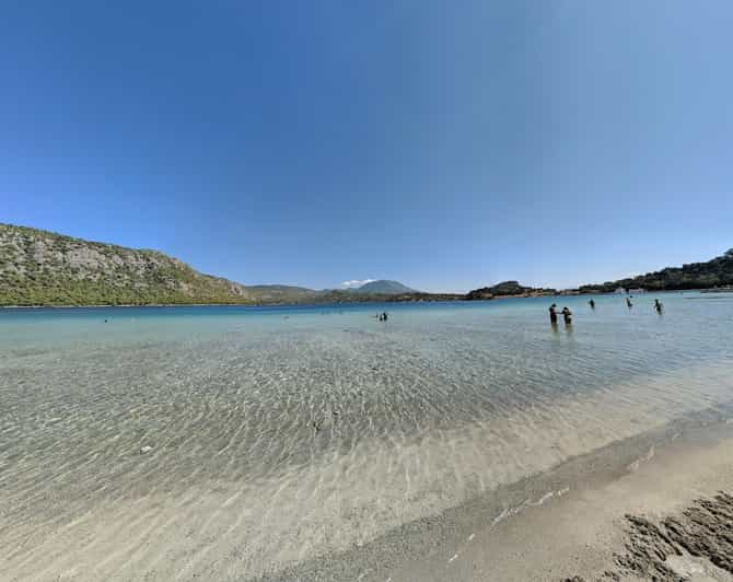 Excursión en Heraion (Santuario de Hera) y Lago Vouliagmeni