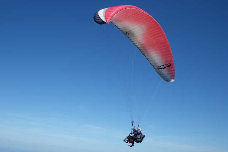 Vuelo en parapente biplaza y parapente en tándem en el Chiemsee