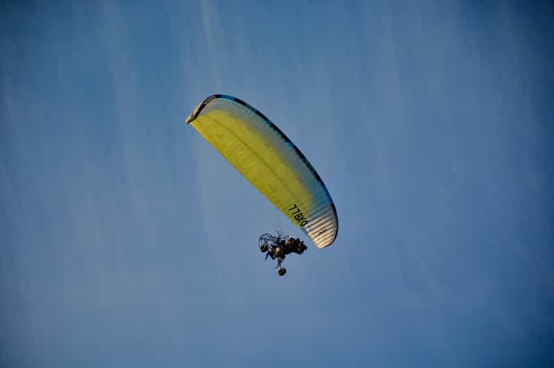 Sur de París: Vuelo de Descubrimiento en Paramotor