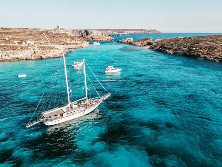 Sliema: Crucero por Comino y la Laguna Azul con almuerzo y transporte