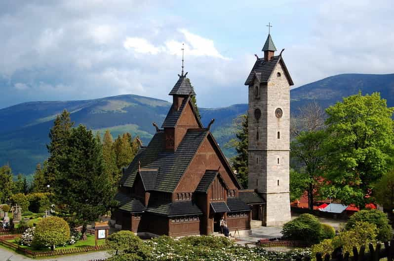 Wroclaw: Excursión de un día a los Montes Gigantes y el Valle de los Palacios