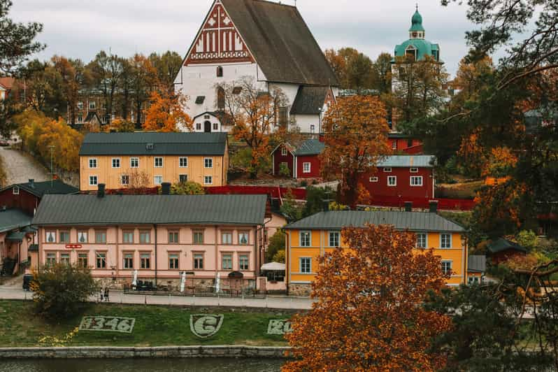 Tour privado Expedición Helsinki-Porvoo: Los encantos de las ciudades gemelas